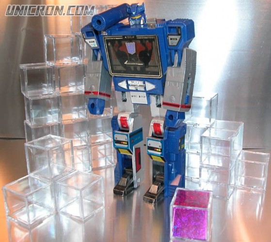 Transformers Generation 1 Soundwave & Buzzsaw toy Transformers Generation 1 Soundwave & Buzzsaw toy