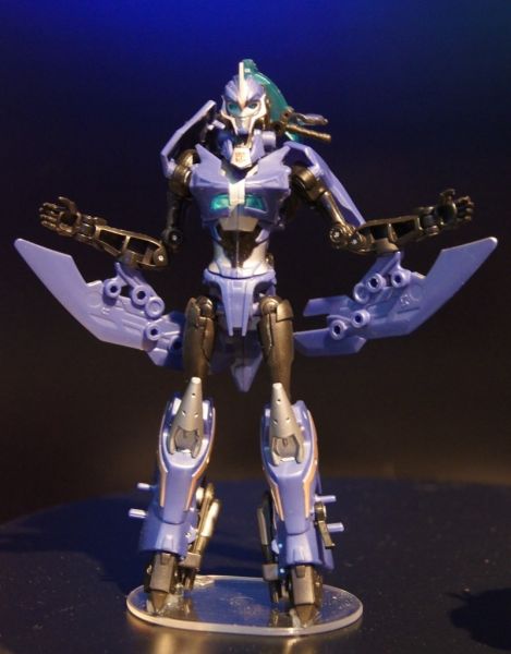 Transformers Prime Arcee (First Edition) toy Transformers Prime Arcee (First Edition) toy