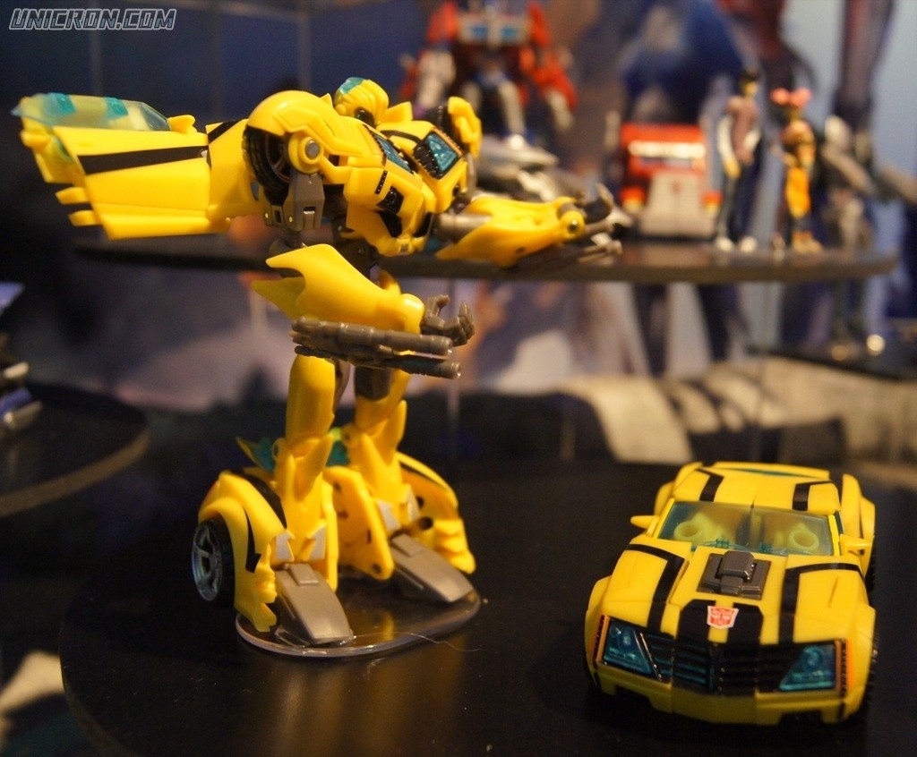 Transformers prime first edition hot sale bumblebee