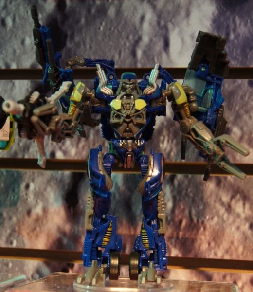 Transformers 3 Dark of the Moon Autobot Topspin toy Transformers 3 Dark of the Moon Autobot Topspin toy