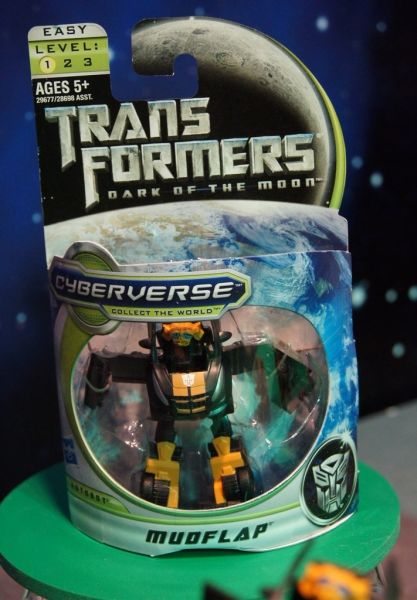Transformers Cyberverse Mudflap toy Transformers Cyberverse Mudflap toy
